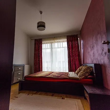 Апартаменти Apartament Alex Брашов